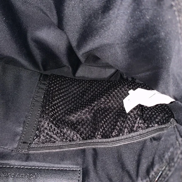 COPY - LULULEMON BLACK ATHLETICA BUCKET HANDBAG/CROSSBODY - Picture 6 of 15